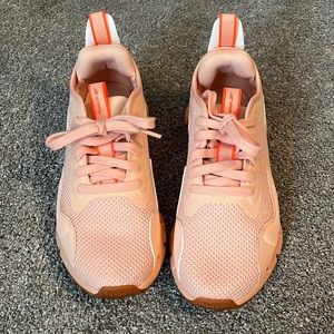 Women’s Reebok Zig Dynamica Sneakers